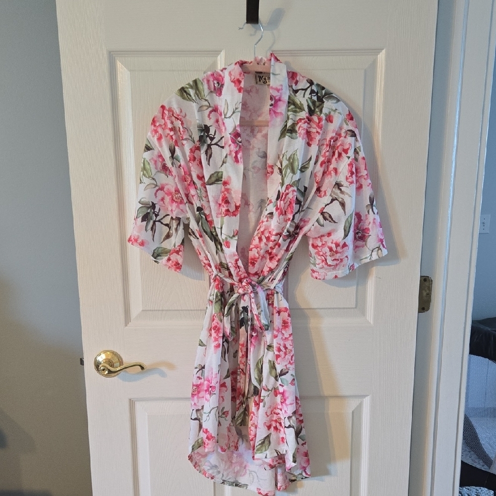 Show Me Your MuMu Pink and Green Floral Robe